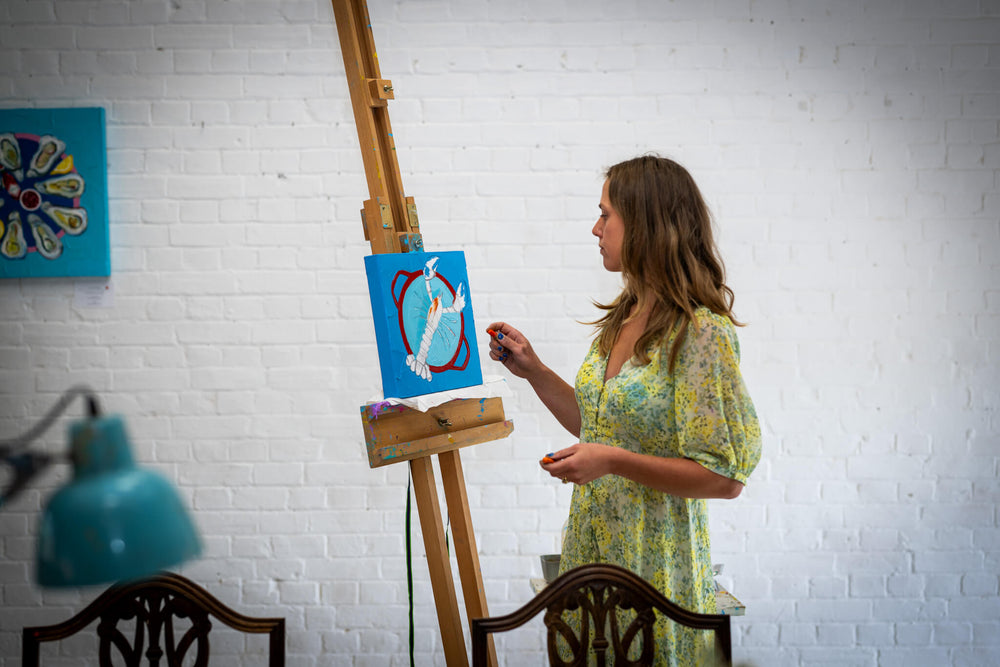 alice straker painting a commission